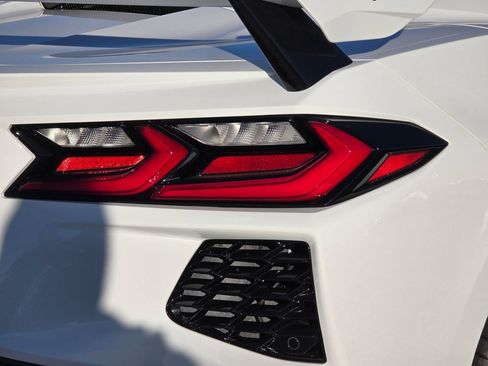 Used 2023 Chevrolet Corvette Stingray Preferred Conv w/ Z51 Performance Package image 7