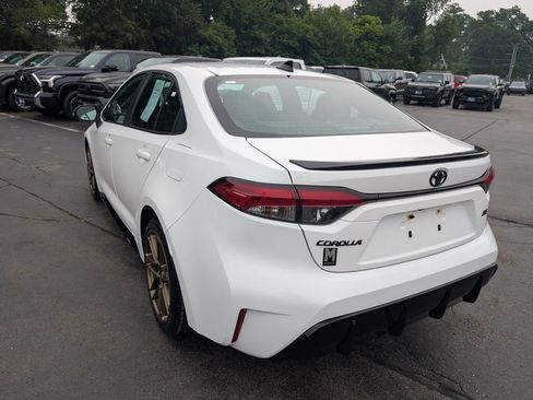 Used 2024 Toyota Corolla Sedan w/ SE Convenience Package FWD image 5