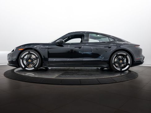 Certified 2024 Porsche Taycan GTS AWD/4WD image 2