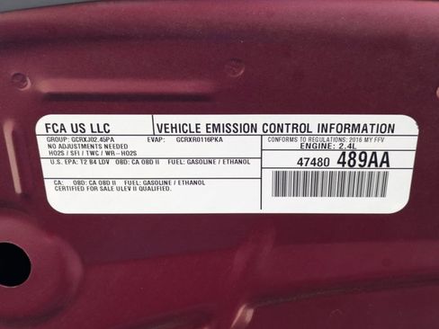 Used 2016 Chrysler 200 Limited image 23