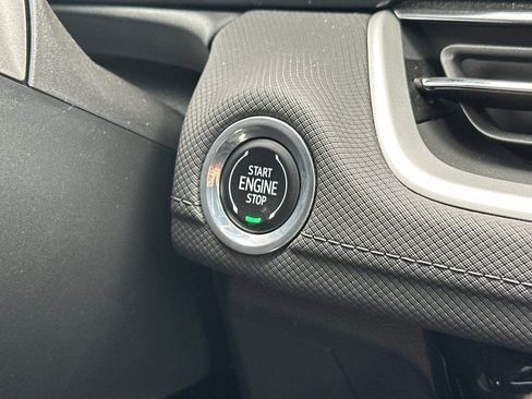 Used 2024 Chevrolet TrailBlazer LT image 19