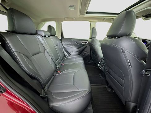 Used 2019 Subaru Forester Touring image 25