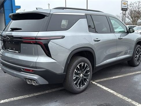 New 2026 Chevrolet Traverse LT w/ Sun and Wheel Package image 7