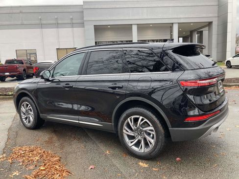 New 2026 Lincoln Corsair Premiere image 7