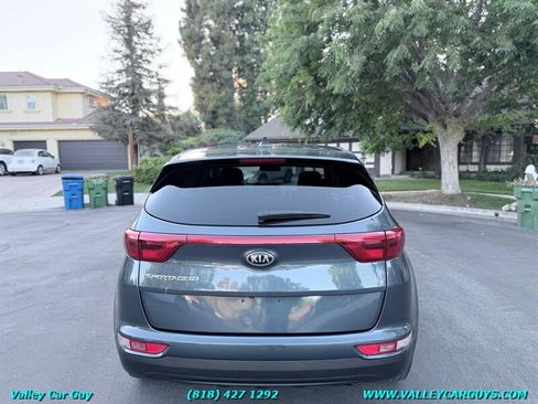 Used 2018 Kia Sportage LX image 5