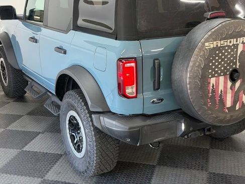 Used 2023 Ford Bronco Black Diamond w/ Sasquatch Package AWD/4WD image 9