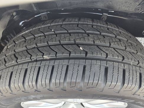 Used 2017 Lexus GX 460 Premium AWD/4WD image 6