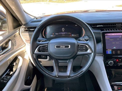 Certified 2021 Jeep Grand Cherokee L Overland w/ Advanced Protech Group III image 10