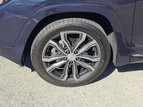 Used 2019 GMC Terrain Denali w/ Advanced Safety Package image 17