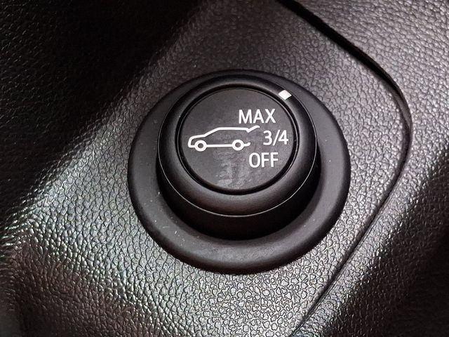 Used 2024 GMC Terrain SLE w/ Driver Convenience Package AWD/4WD image 24