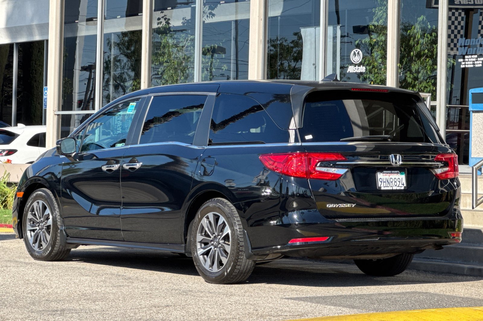 Used 2023 Honda Odyssey EX-L image 6