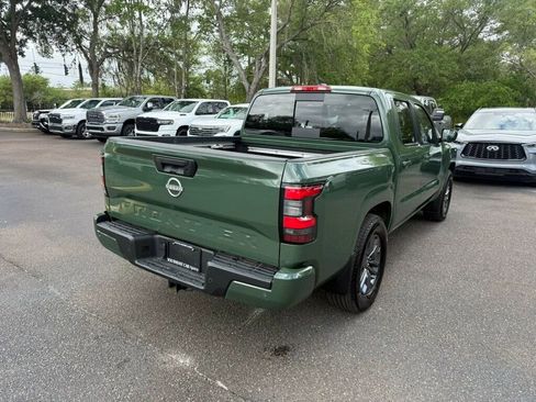 Used 2025 Nissan Frontier SV w/ SV Convenience Package image 9