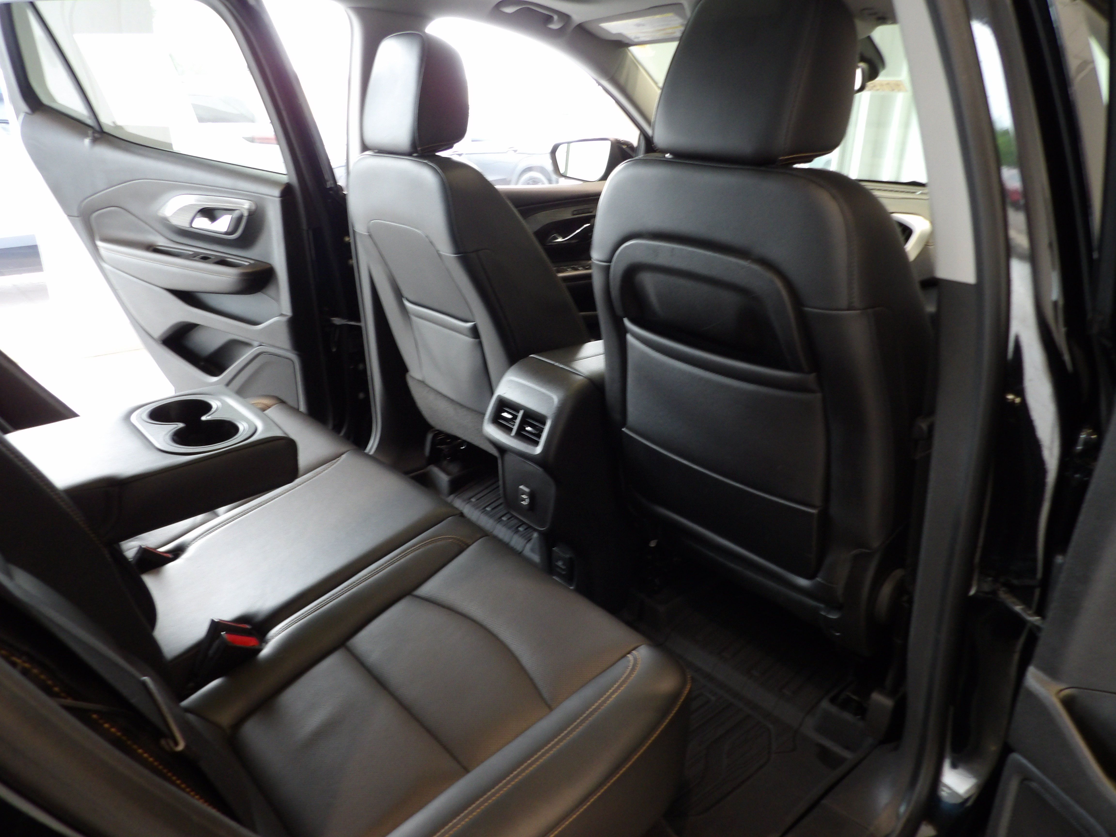 Used 2021 GMC Terrain SLT w/ Infotainment Package II AWD/4WD image 23
