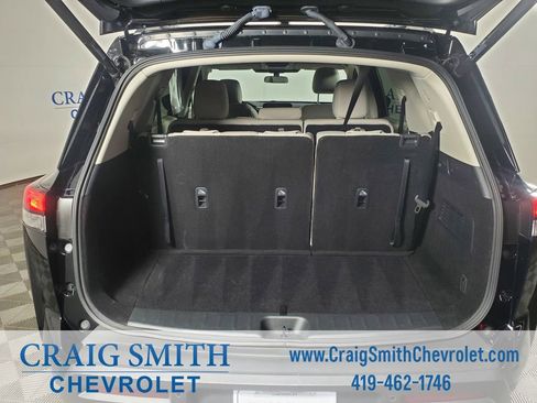 Used 2025 Nissan Pathfinder SV FWD image 15