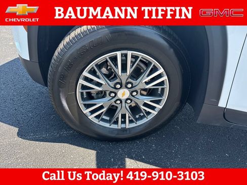 Used 2026 Chevrolet Traverse LT w/ Driver Confidence Package FWD image 27