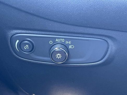 Used 2024 Chevrolet Equinox LT w/ LPO, Floor Liner Package image 30