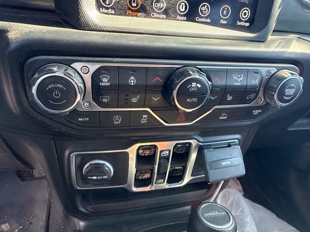 Used 2020 Jeep Gladiator Overland AWD/4WD image 23