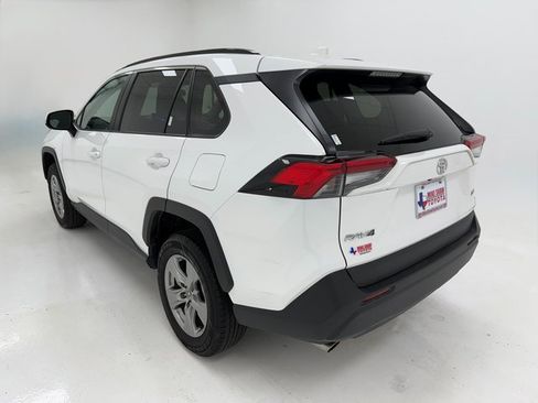Used 2024 Toyota RAV4 XLE image 38