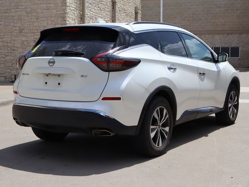 Used 2024 Nissan Murano SV FWD image 3