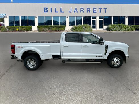 New 2026 Ford F350 Lariat AWD/4WD image 3