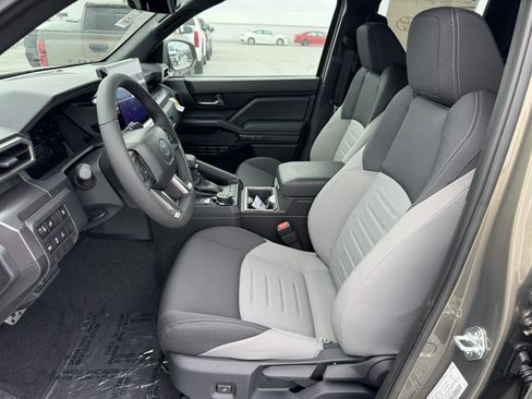 New 2026 Toyota Tacoma TRD Sport AWD/4WD image 2