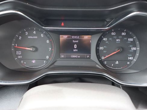 Used 2021 Chevrolet TrailBlazer LT w/ Convenience Package FWD image 33