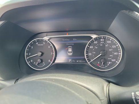 Used 2024 Nissan Sentra SV FWD image 28