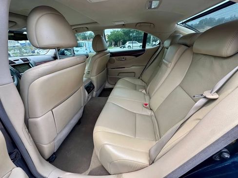 Used 2007 Lexus LS 460 RWD image 18