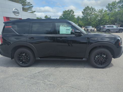 New 2025 Nissan Armada PRO-4X w/ Pro-4X Premium Package image 2