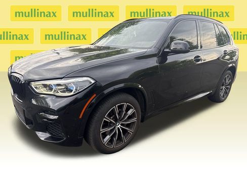 Used 2022 BMW X5 xDrive40i w/ M Sport Package AWD/4WD image 8