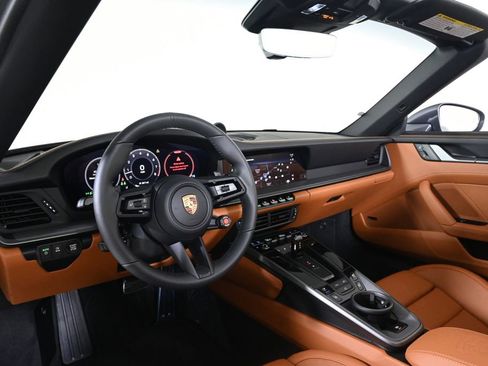 New 2026 Porsche 911 Carrera 4S image 11