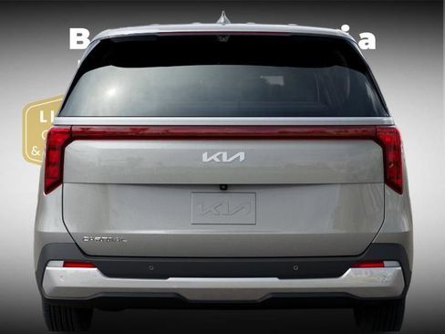New 2026 Kia Carnival EX FWD image 13