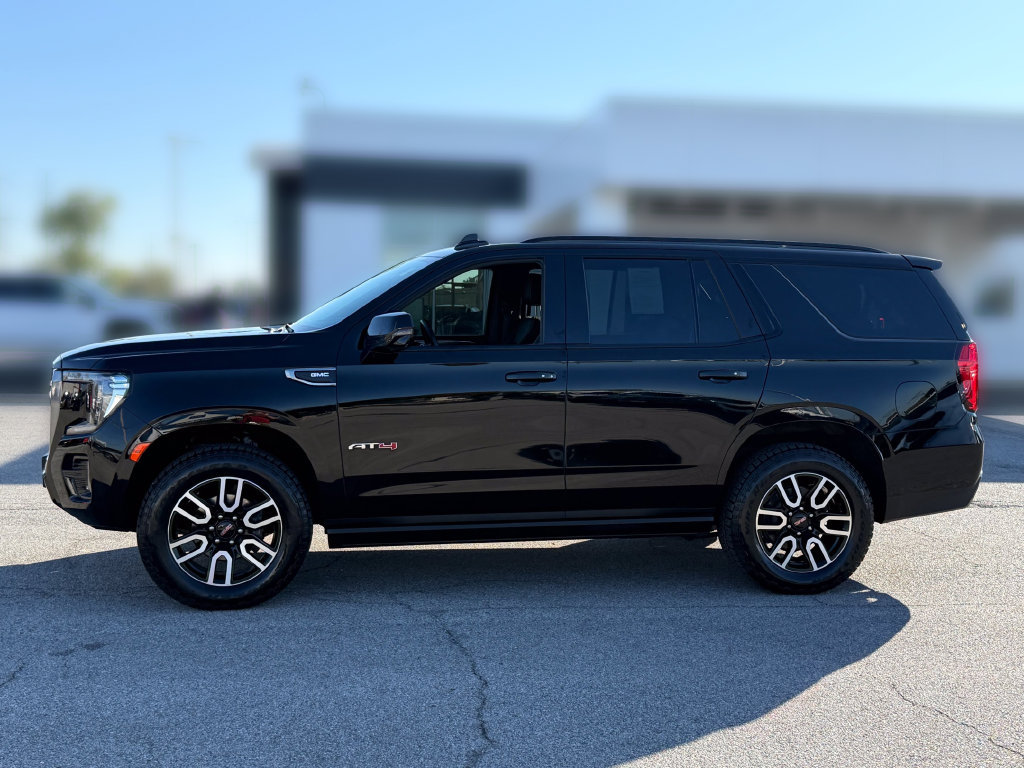 Used 2021 GMC Yukon AT4 w/ Technology Package AWD/4WD image 2