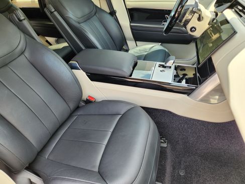 Certified 2024 Land Rover Range Rover Long Wheelbase Autobiography AWD/4WD image 9