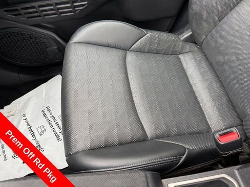 Used 2024 Toyota Tacoma TRD Off-Road w/ TRD Off Road Premium Package AWD/4WD image 27