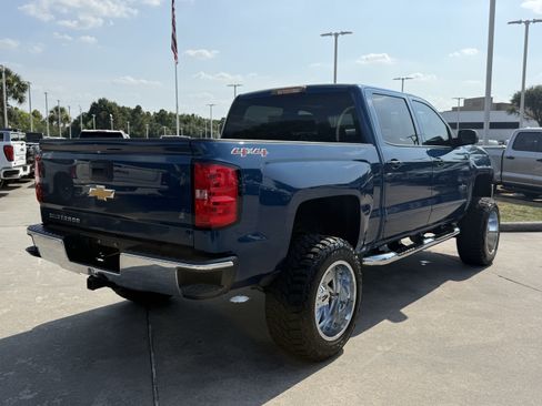 Used 2017 Chevrolet Silverado 1500 LT w/ Texas Edition AWD/4WD image 5