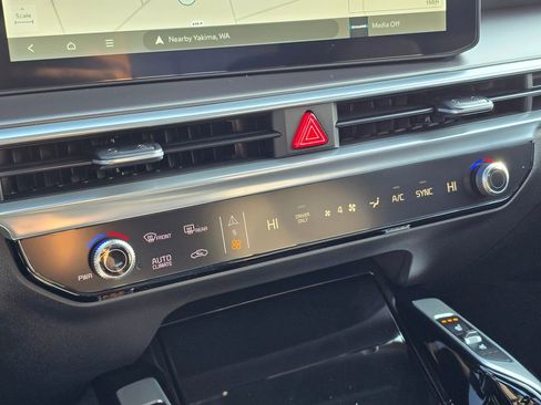 New 2026 Kia Sorento SX Prestige image 31