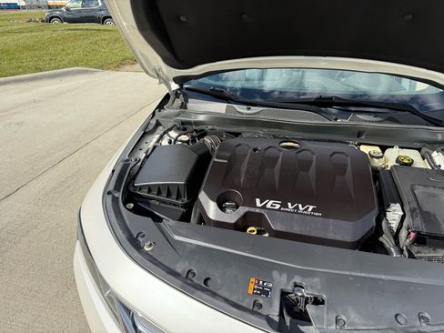 Used 2014 Chevrolet Impala LT w/ Convenience Package image 33