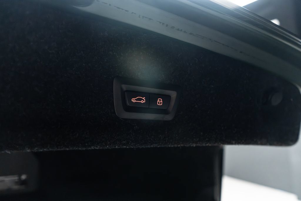 Used 2025 BMW M3 Competition w/ M Carbon Exterior Package AWD/4WD image 62