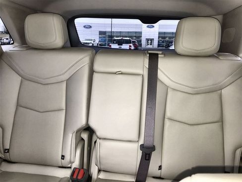 Used 2022 Cadillac XT5 Premium Luxury image 23