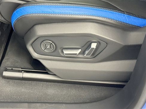 Used 2024 Lamborghini Urus S image 21