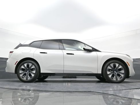 New 2026 BMW iX xDrive45 AWD/4WD image 21