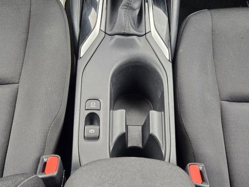 Used 2023 Toyota Corolla LE image 21
