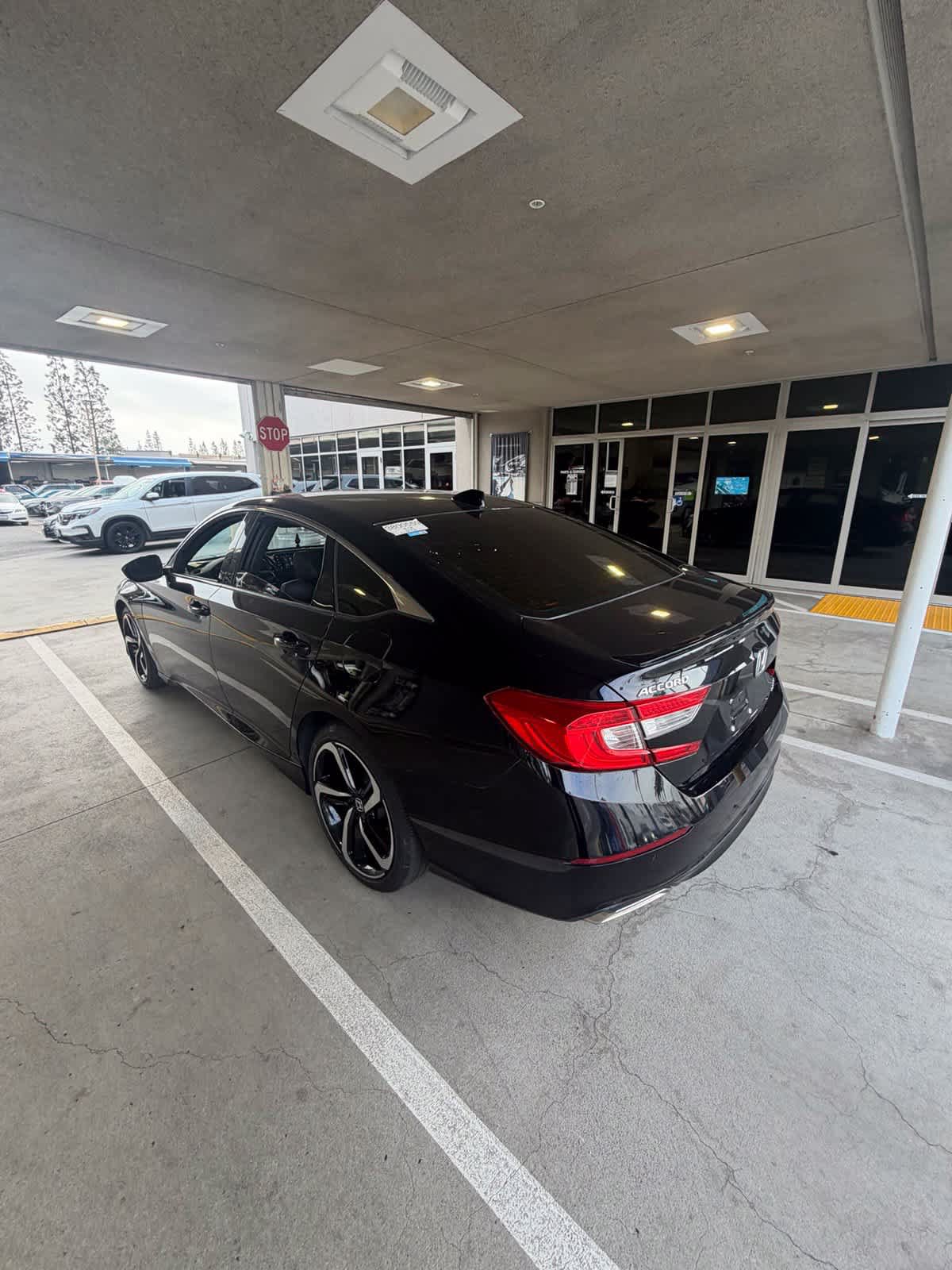 Used 2019 Honda Accord Sport image 7