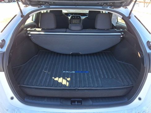 Used 2021 Toyota Prius Prime LE image 28