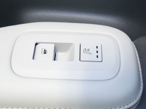 Used 2025 Hyundai Santa Fe Calligraphy image 29