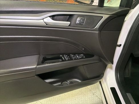 Used 2014 Ford Fusion Titanium AWD/4WD image 23