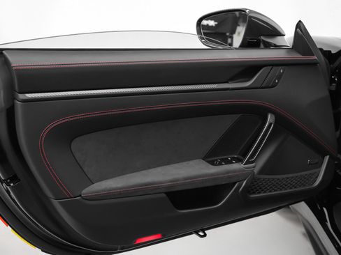 Certified 2026 Porsche 911 GT3 RWD image 78