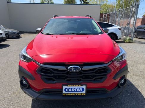 Used 2024 Subaru Crosstrek 2.0i Premium AWD/4WD image 2