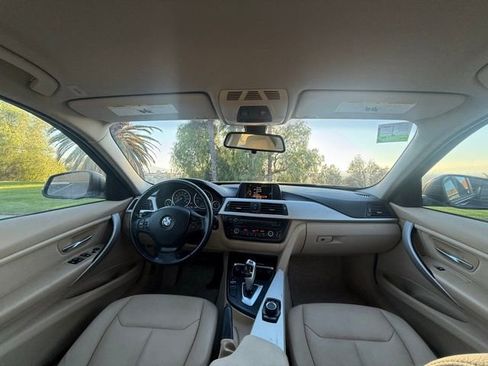 Used 2015 BMW 320i Sedan image 16